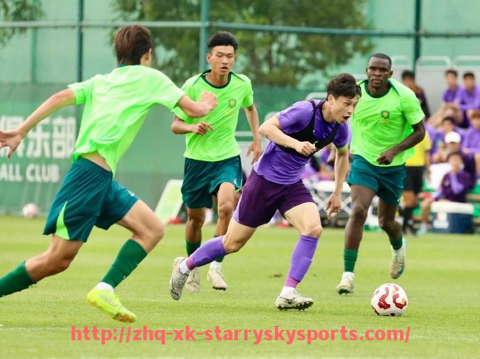 星空体育-欧文斯续约意甲球队合同详情及球队战术调整